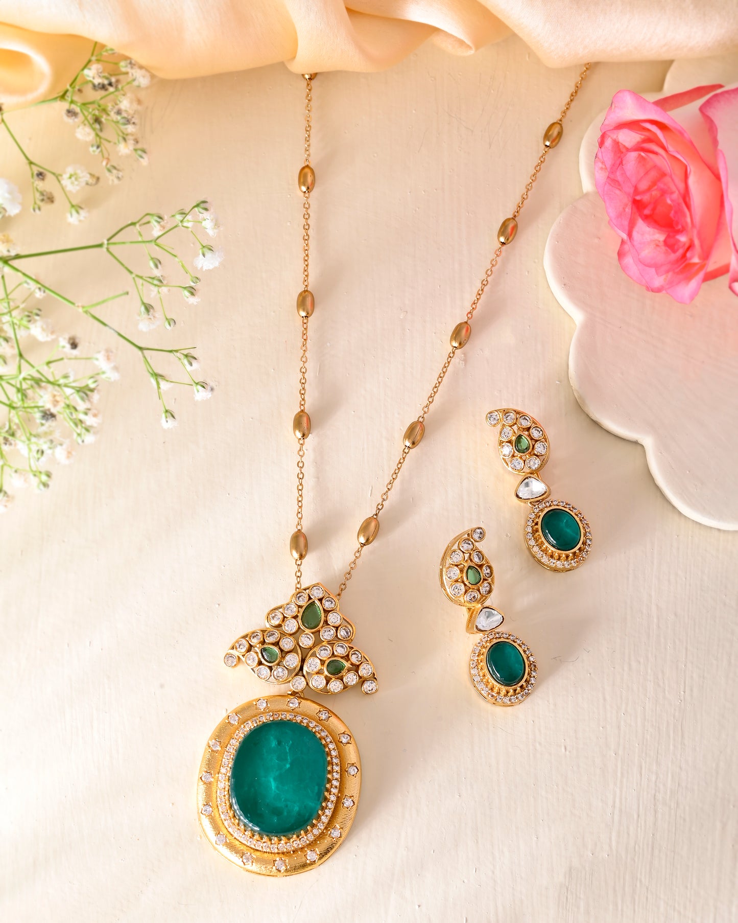 oval pendant set