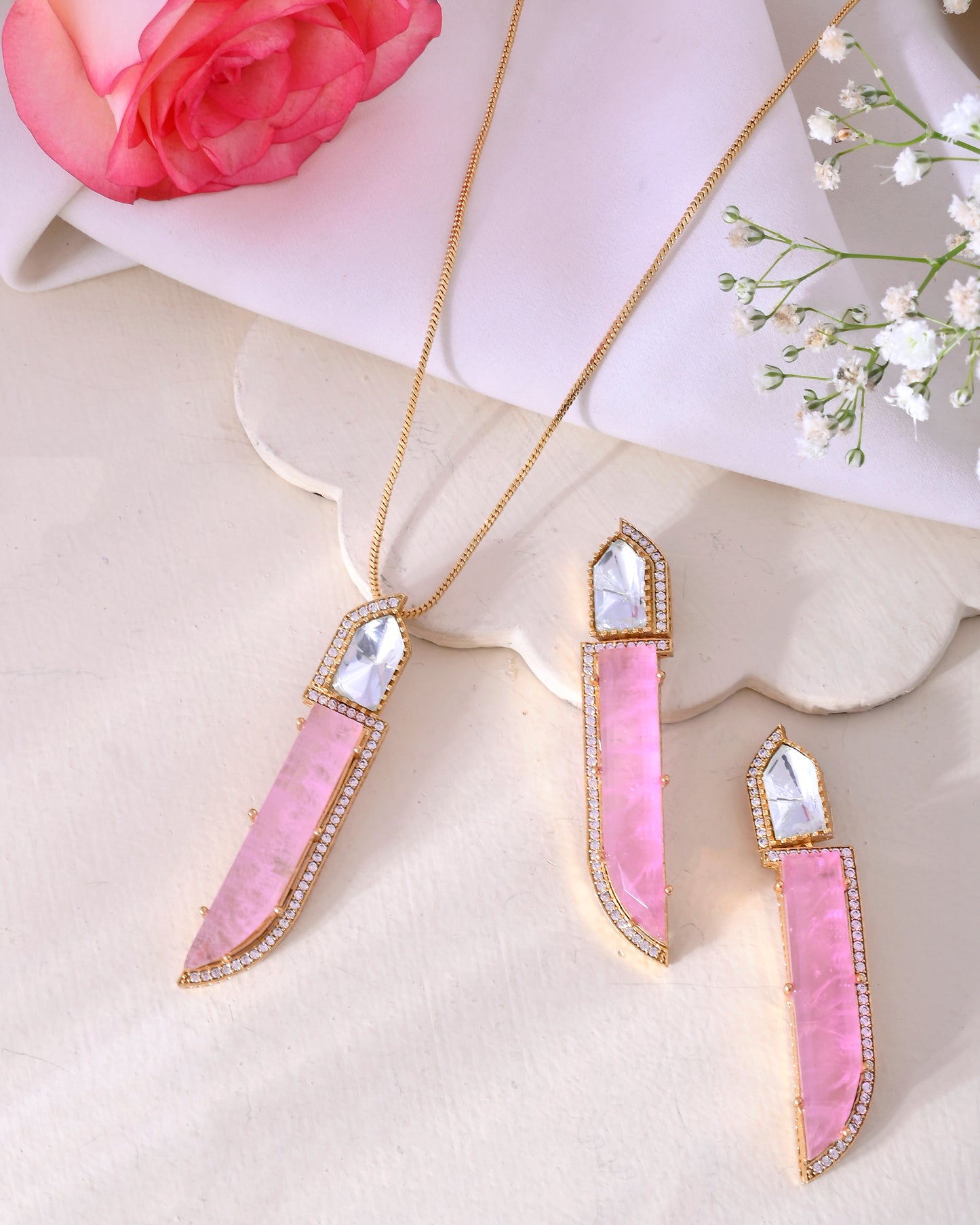 Talwar pendant set