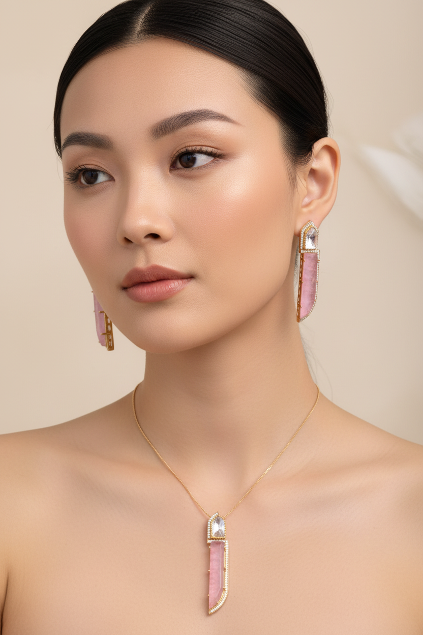 Talwar pendant set