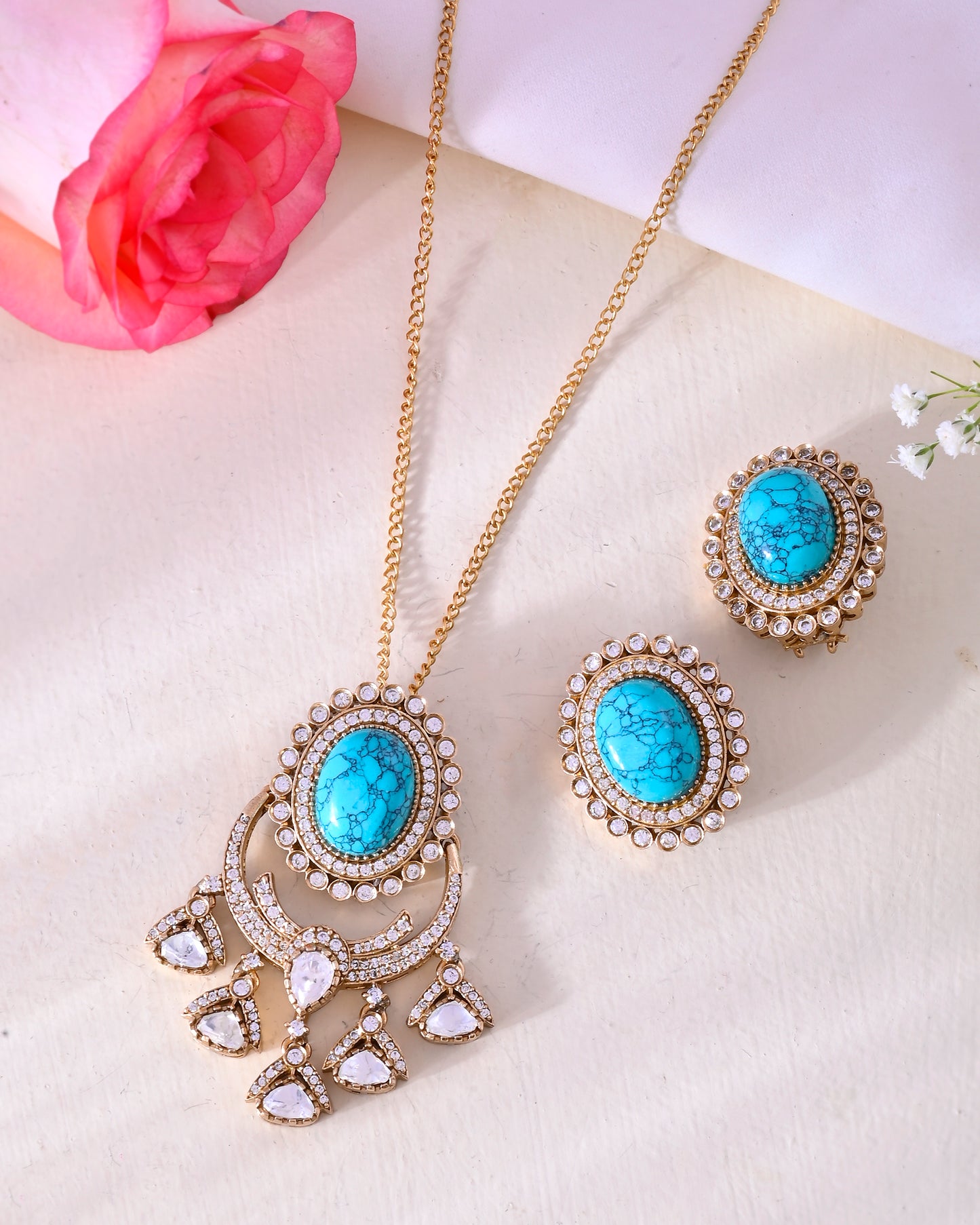 Natural premium stone set