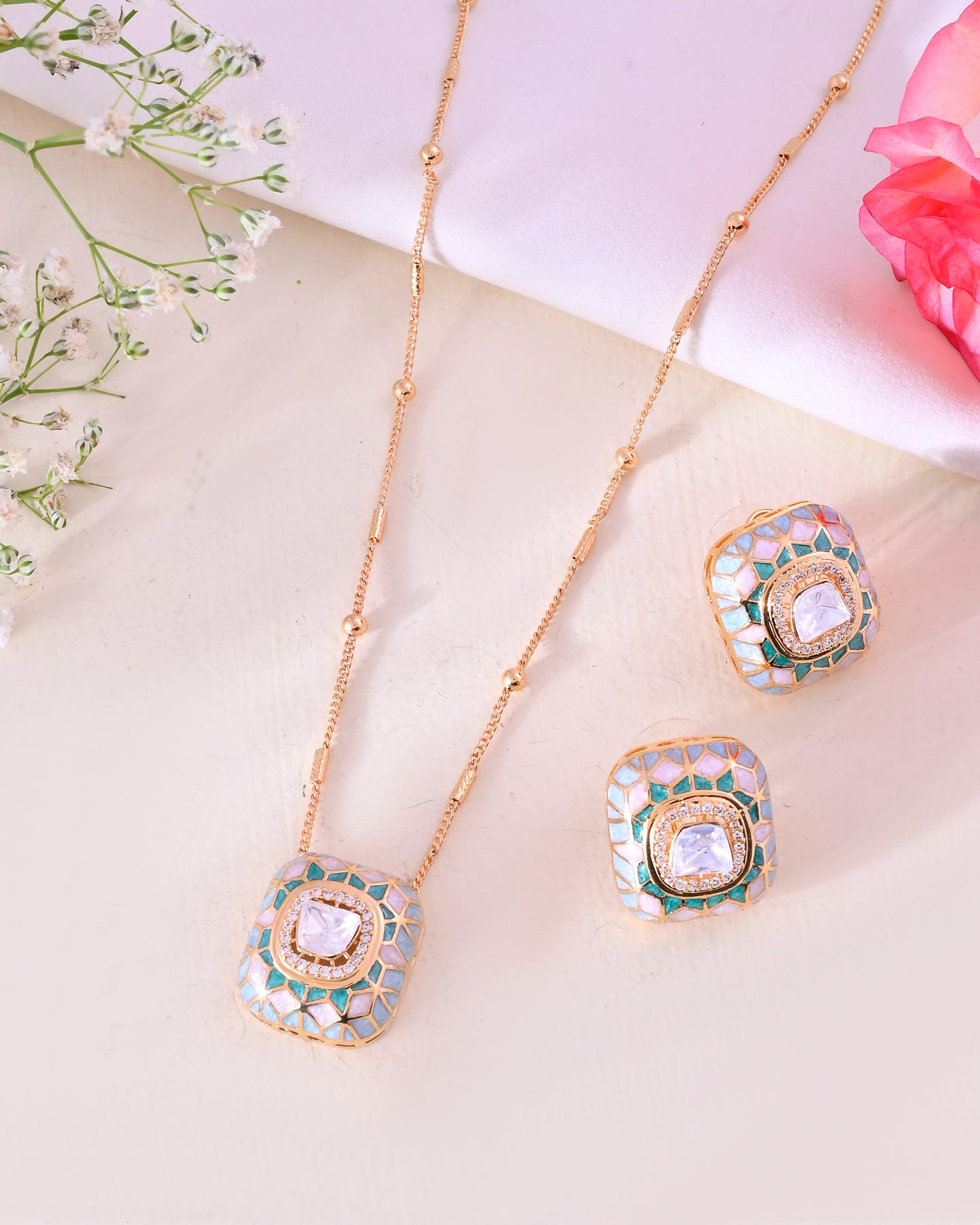 Meena rang mahal pendant set