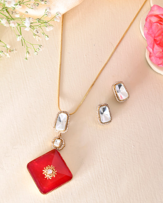 Fusion diamond pendant set