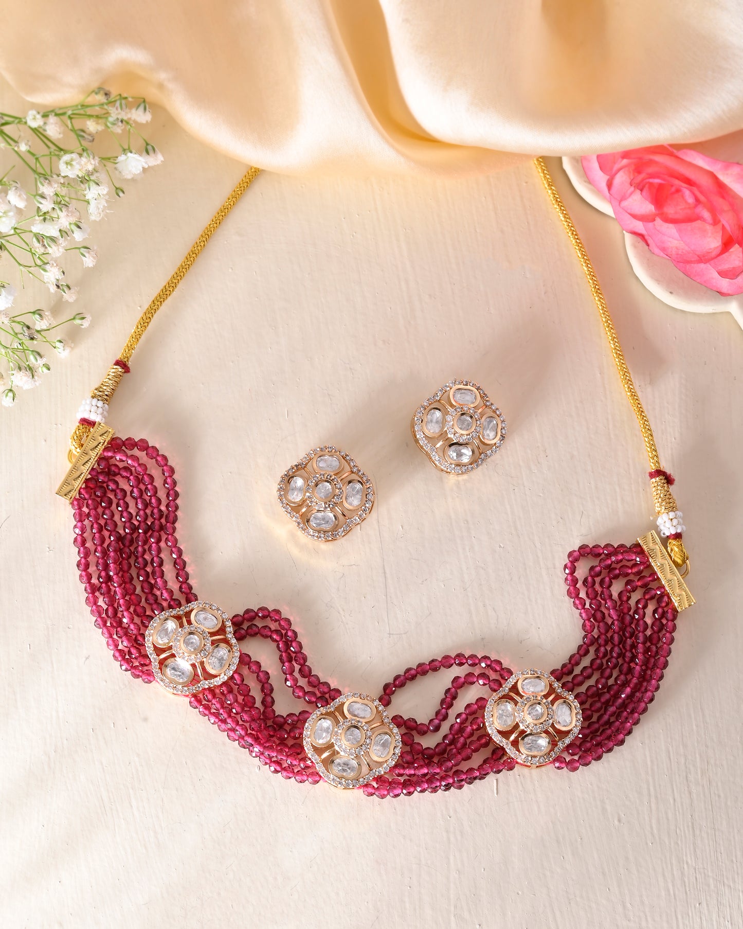 Tyaani kundan choker set