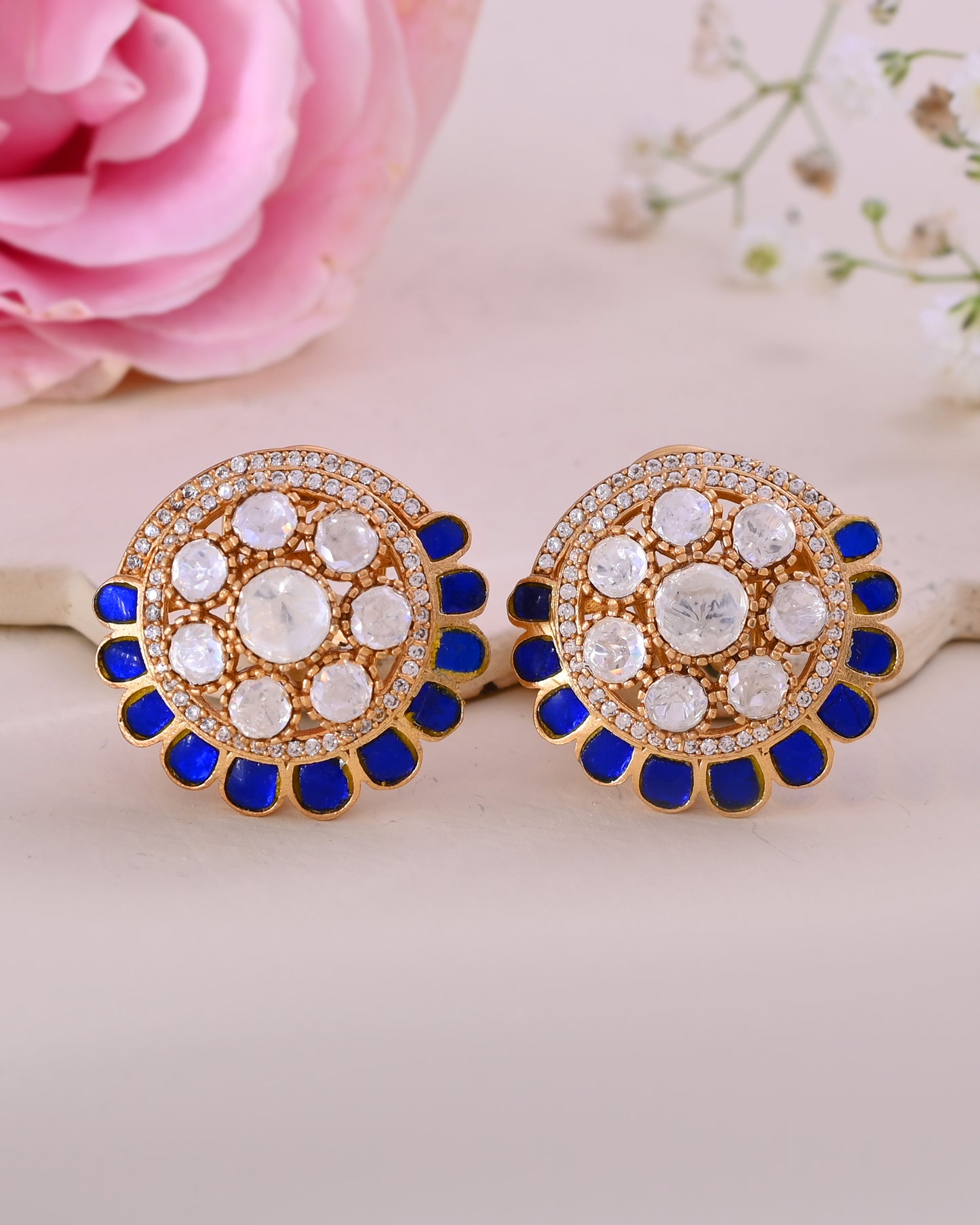 Chand studs