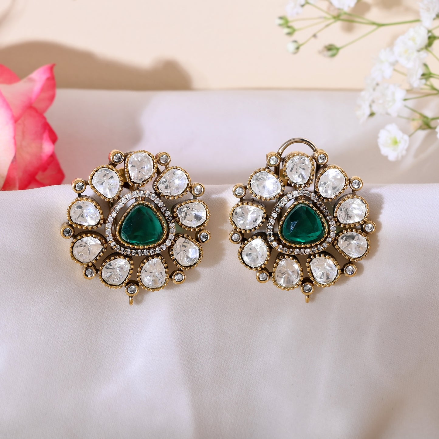 Waheeda premium studs